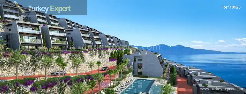 Luxurious project with panoramic sea views and plenty of facilities in Kusadasi 1