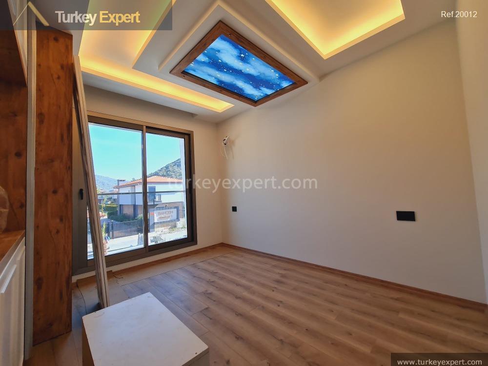exclusive mansions with private heated pool in kusadasi 400 m18