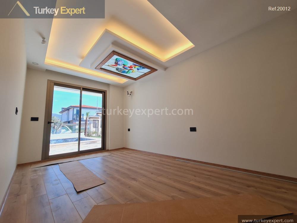 exclusive mansions with private heated pool in kusadasi 400 m37