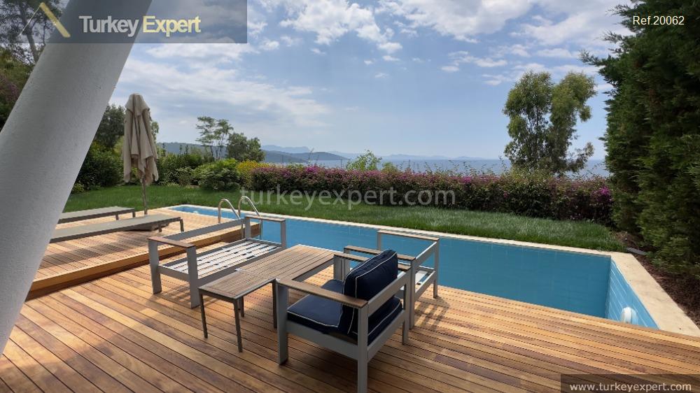 Luxury sea-view penthouse and villa properties in Bodrum 1