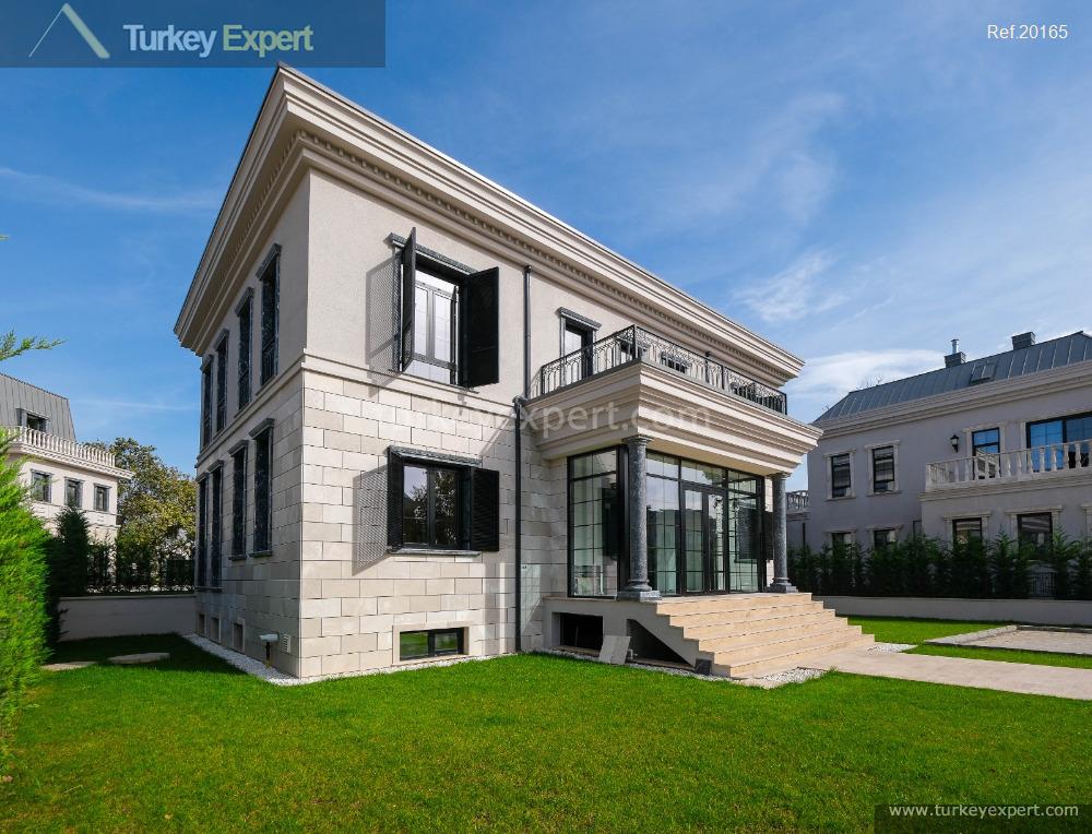 011luxury villa for sale in istanbul cekmekoy