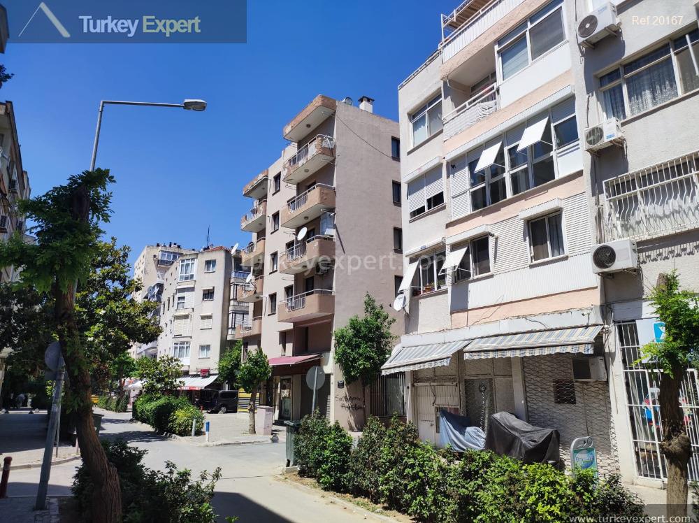 0111spacious apartment for sale in izmir konak near the metro