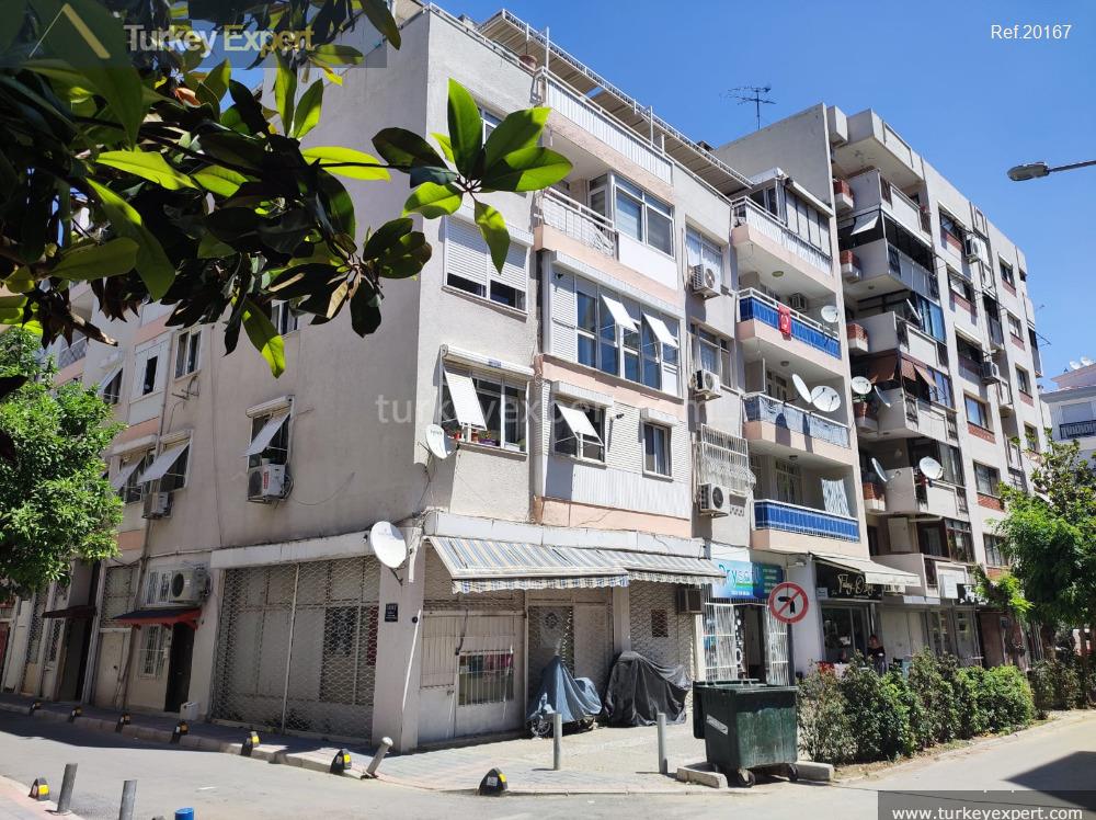 102spacious apartment for sale in izmir konak near the metro12