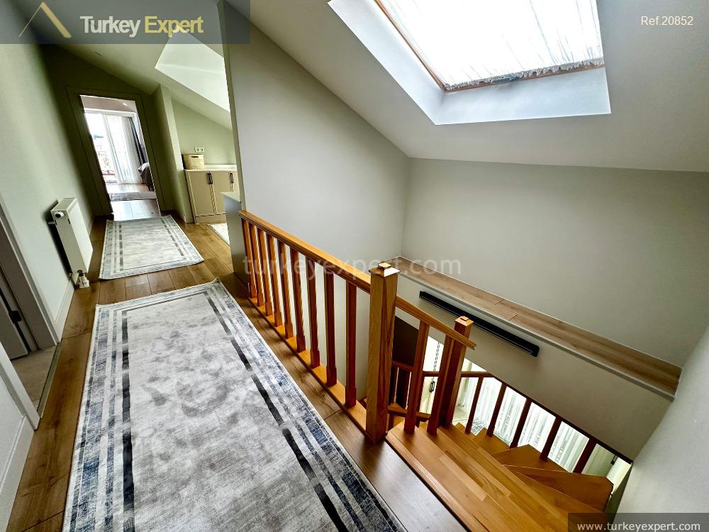 4-bedroom duplex apartment in Uskudar Çengelköy with sea views 1