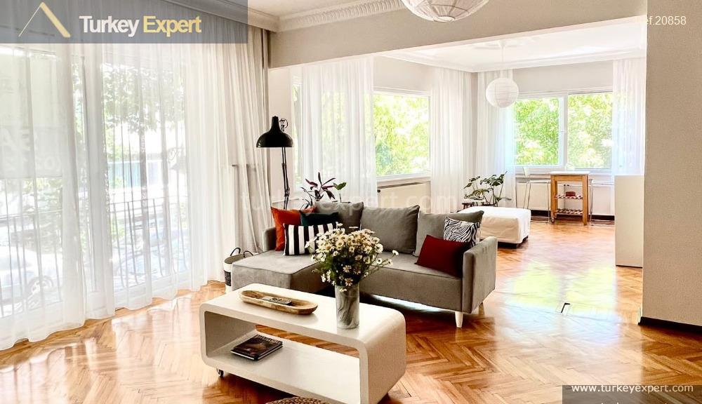 Apartment for sale in Nisantasi, excellent location in Sisli district of Istanbul 1