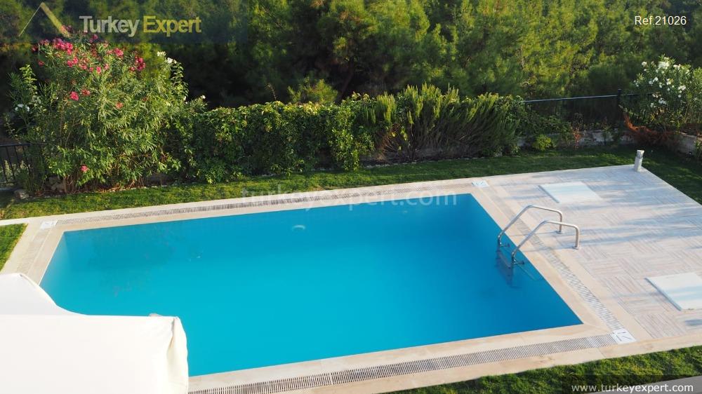 Detached villa with private pool, garden and open views in Kusadasi 1