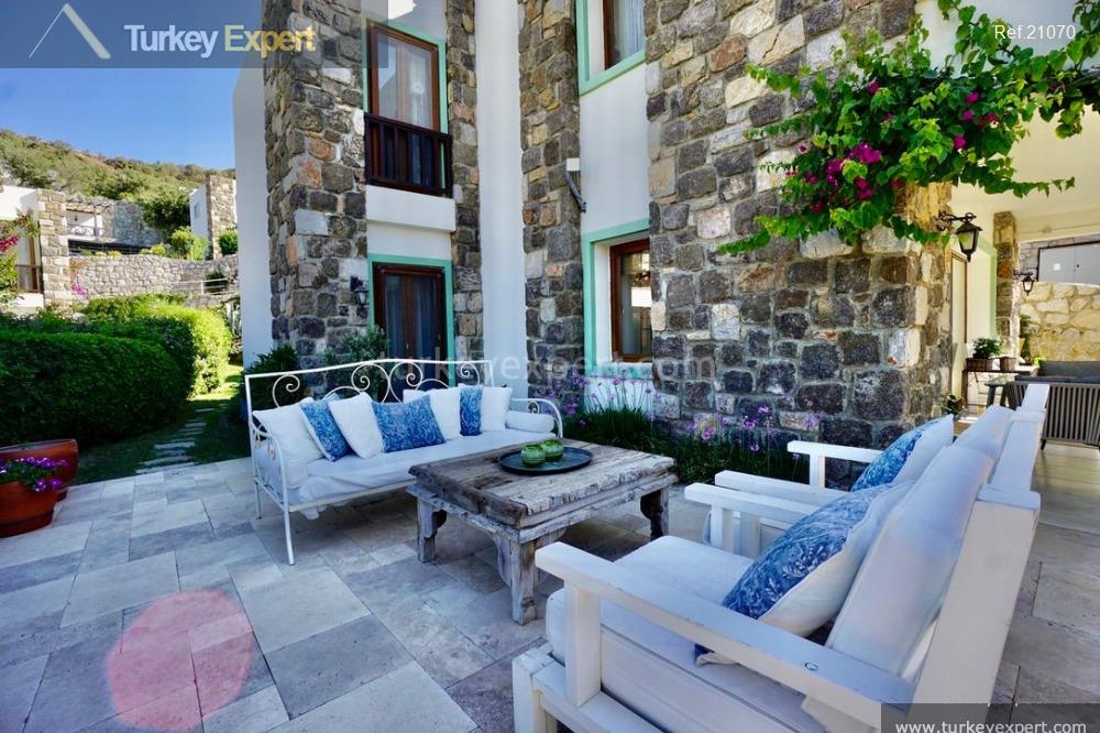 Meerblick-Immobilie in Bodrum, Gumusluk mit 100 m² Garten 2