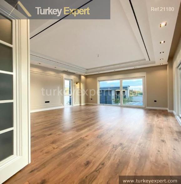 Prestigious 6-bed detached villa in Beylikduzu, Istanbul 1