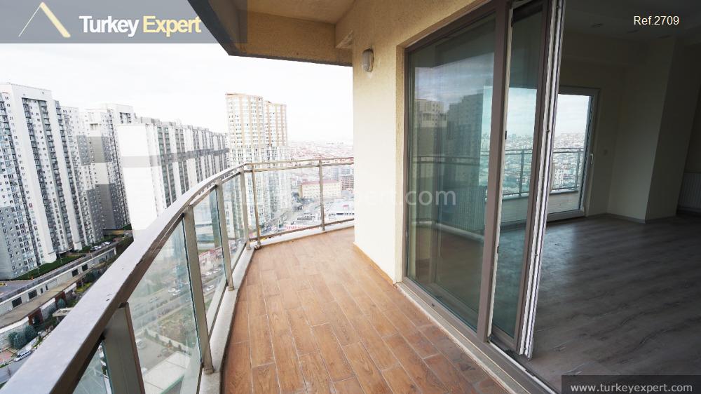 Investment apartment project in Esenyurt Istanbul 0
