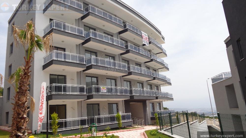 Kuşadası�nda deniz manzaralı sıfır daire