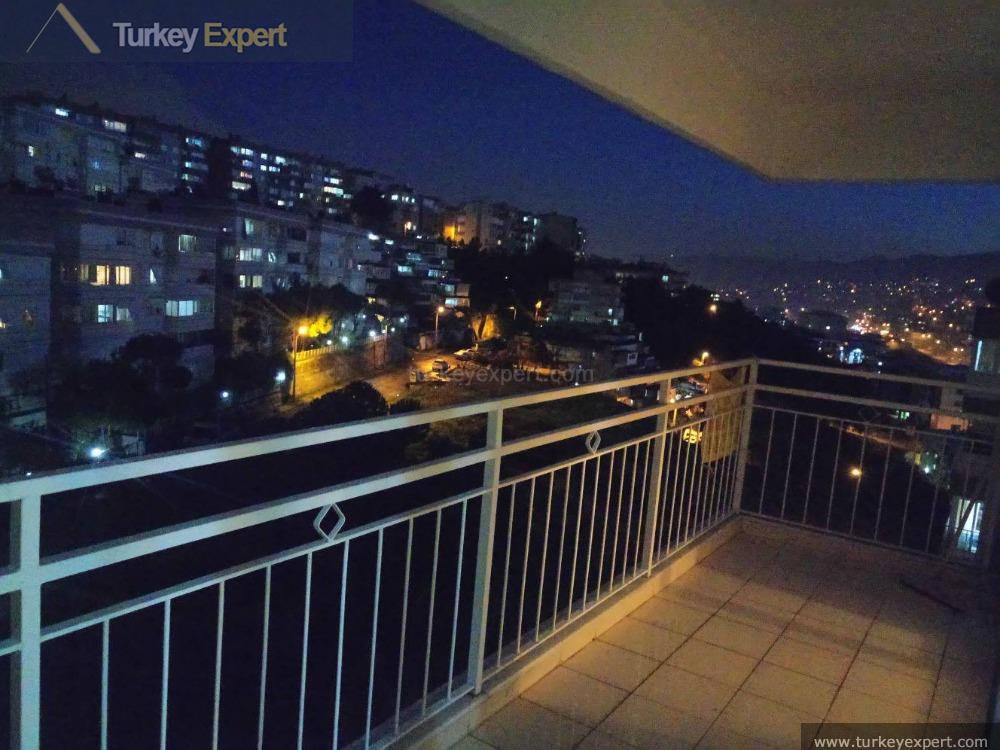 İzmir�de satılık deniz manzaralı daire