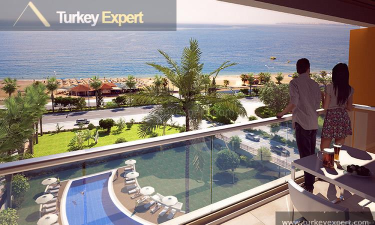 luxury seaside homes for sale18