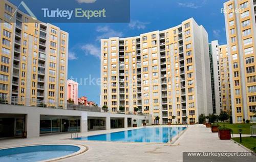 Akbati Shopping Mall area large Bahcesehir 3+1 apartment