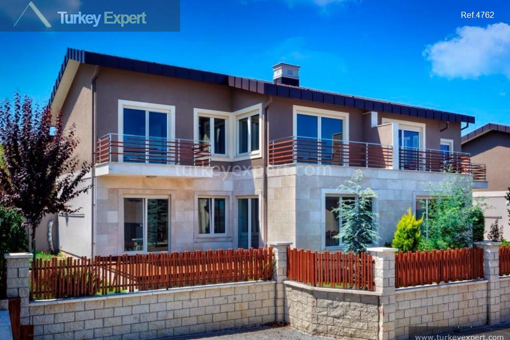 Villa for sale on a well maintained complex located in Yalova, eligible