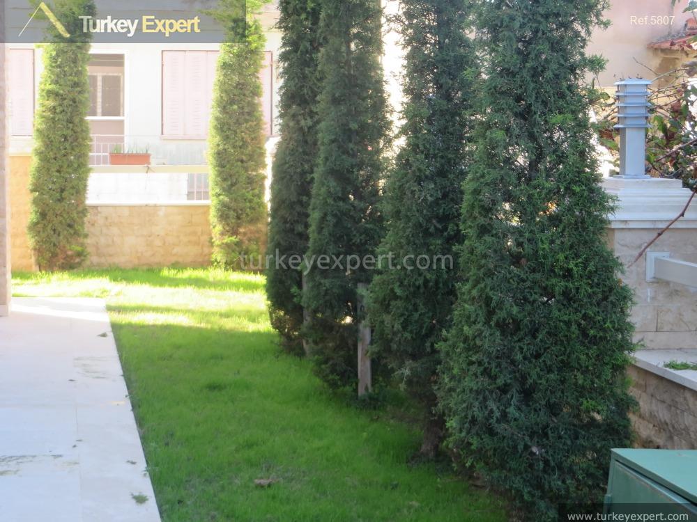 detached villa in izmir guzelbahce19