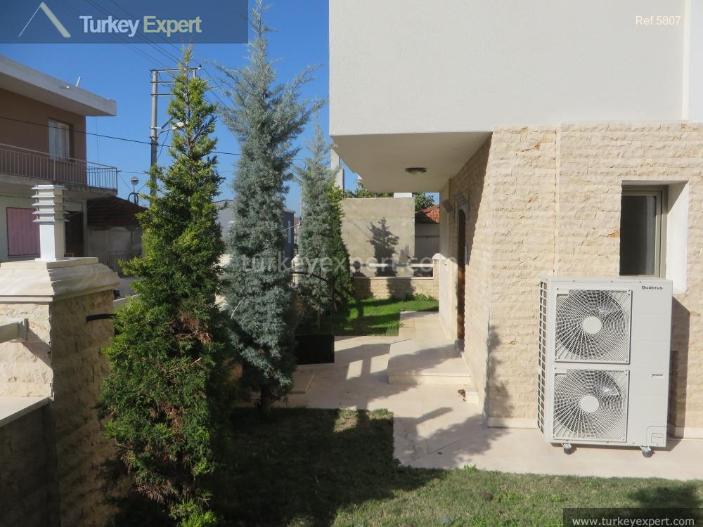 detached villa in izmir guzelbahce3