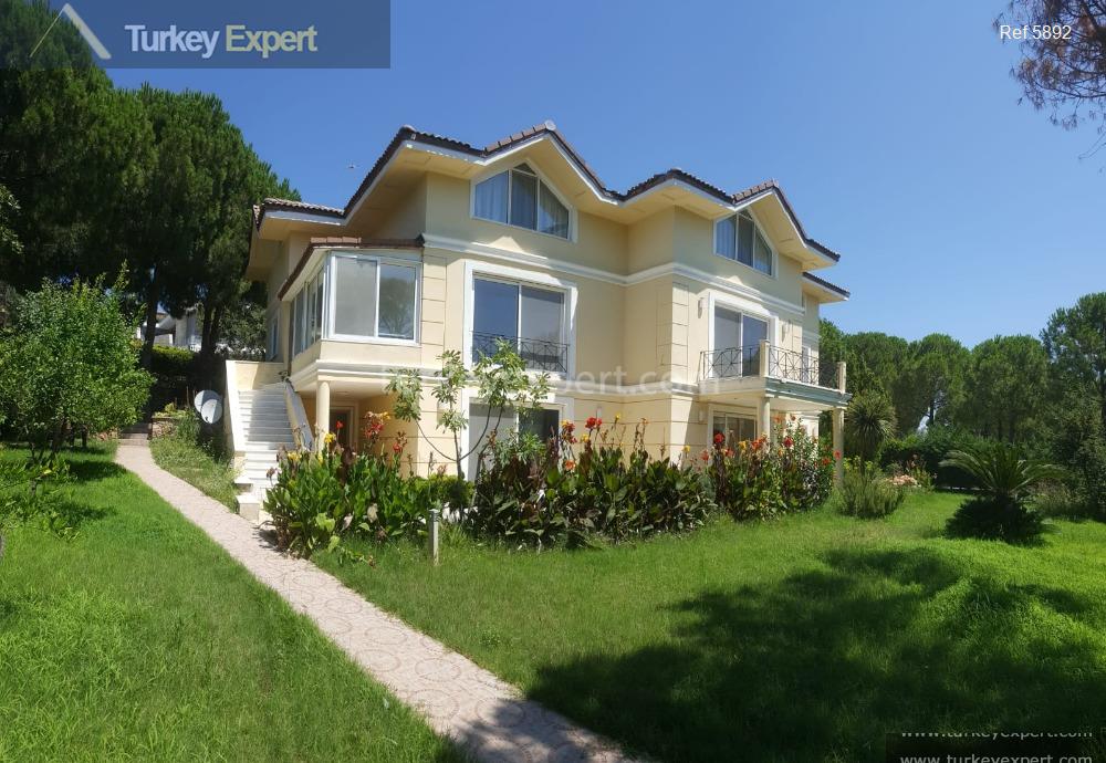 Spacious villa mansion for sale in Izmir Urla, with a large garden and