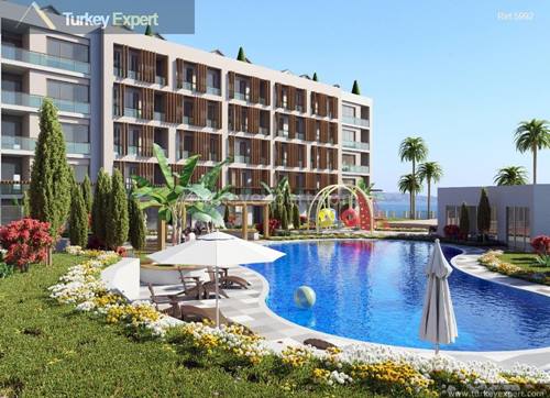 Precious summer houses for sale in Mimarsinan near the sea in Istanbul
