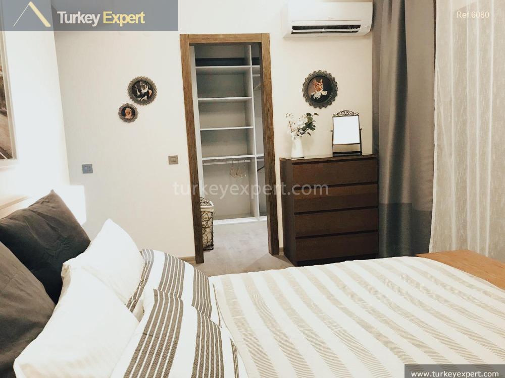 تطوير سكني جديد مع حوض سباحة وتراس الغروب في إزمير كارسياكا تطوير سكني جديد مع حوض سباحة وتراس الغروب في إزمير كارسياكا