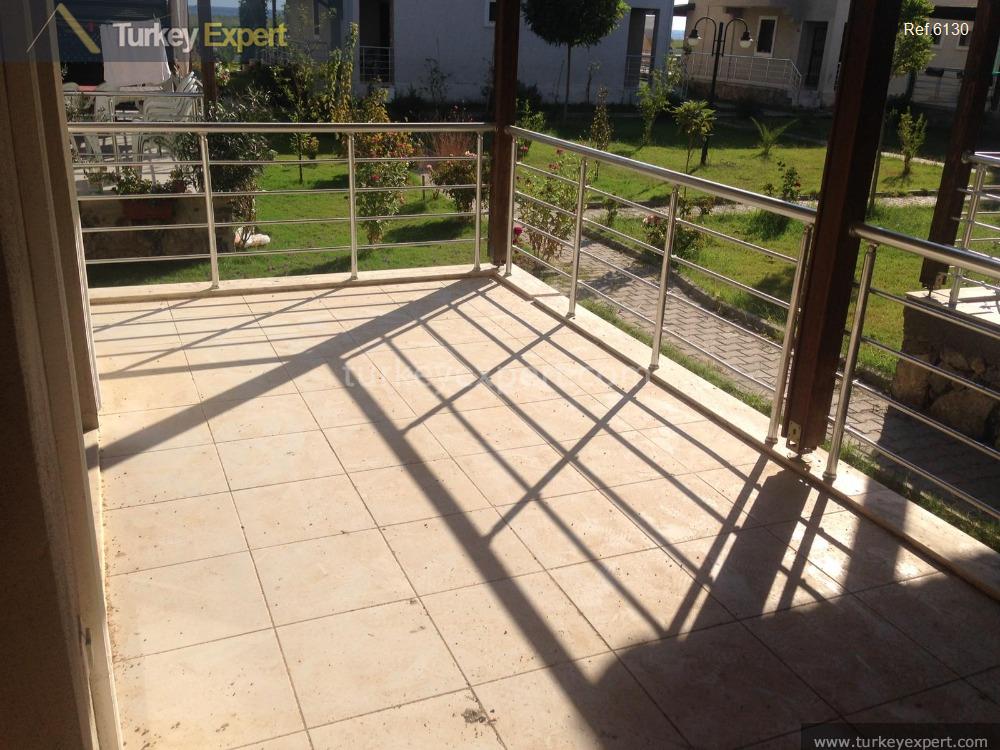 semidetached villas a few steps15