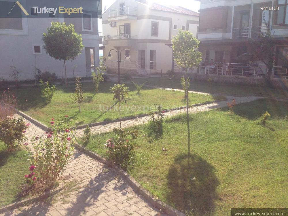 semidetached villas a few steps16