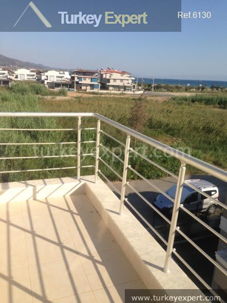 semidetached villas a few steps4