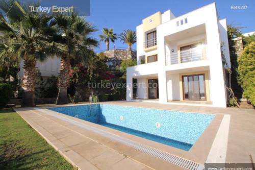 High-end villa for sale in Bodrum with private pool and sea views