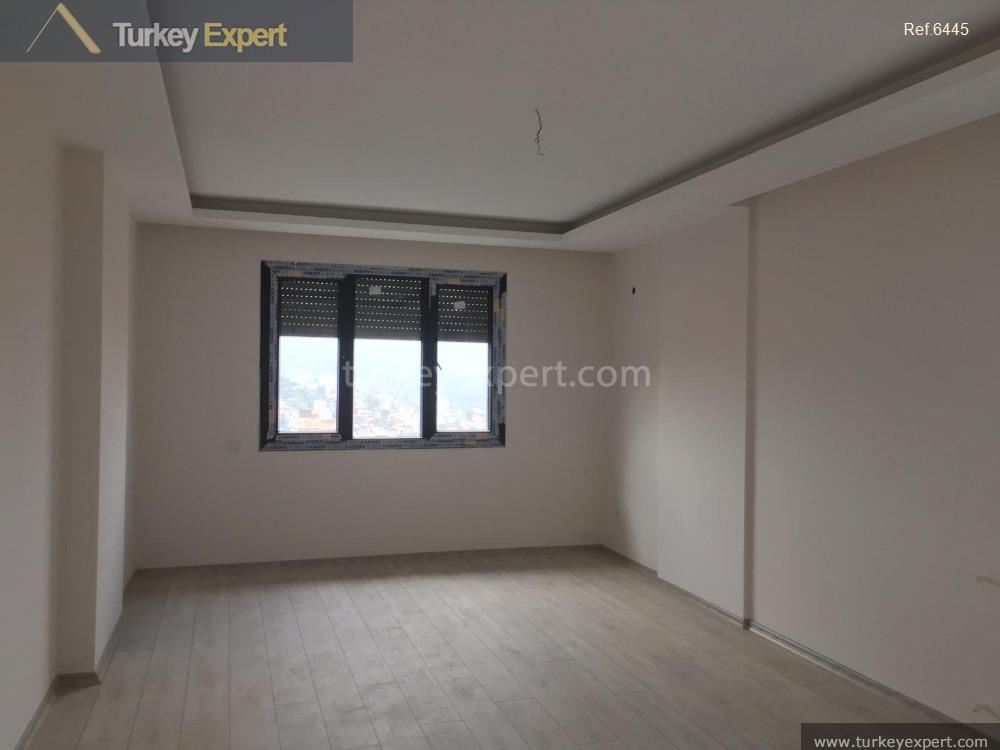 spacious threebedroom apartment in izmir18
