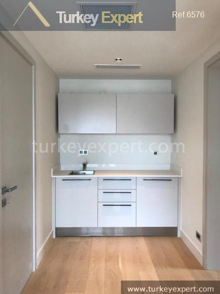 _fi_large independent villa with sea40