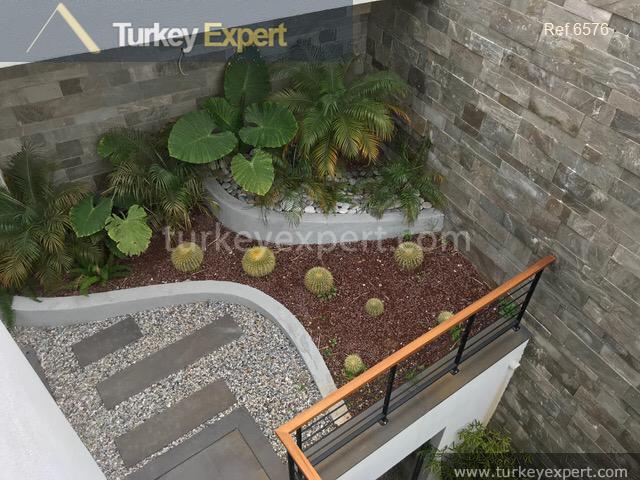large independent villa with sea29