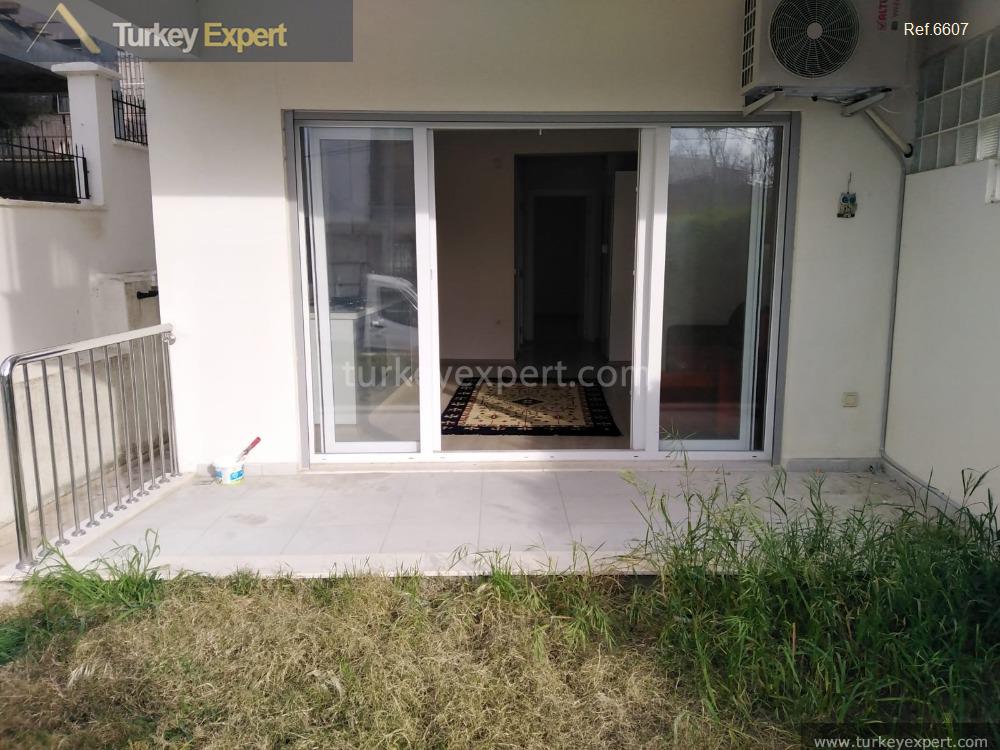 Kuşadası�nda 1 1 bahçeli satılık daire