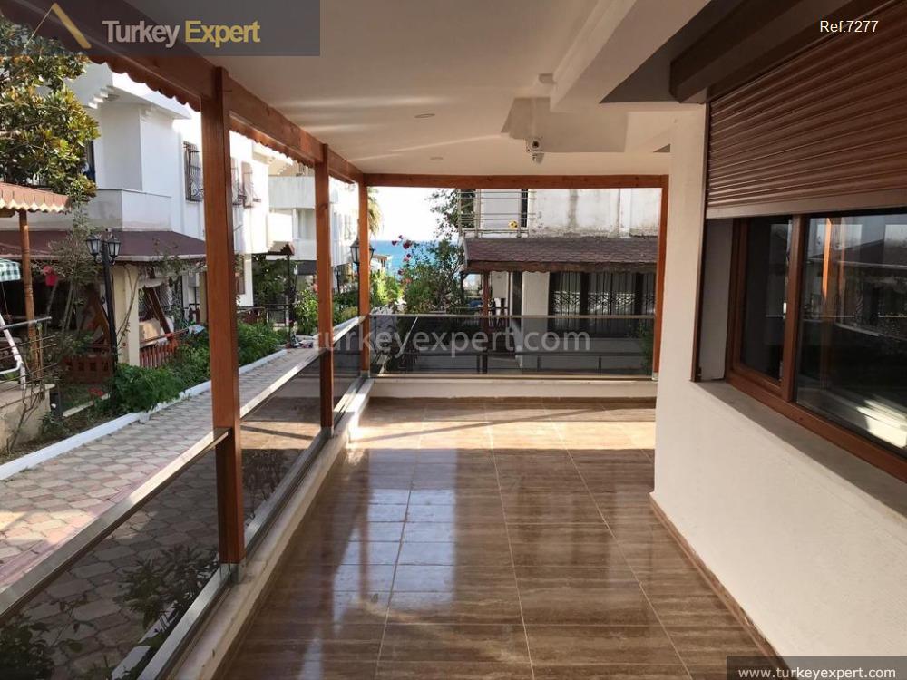 A recently renovated triplex villa in Istanbul Silivri 1