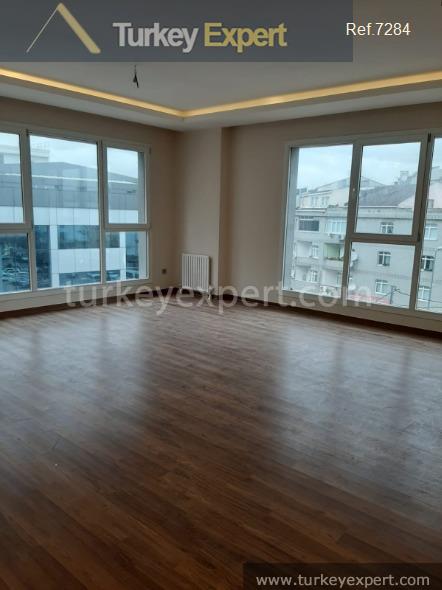 New apartments in Istanbul Avcilar near the University 0