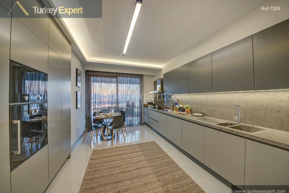 Luxury apartments with sea views for sale in Izmir Mavisehir 2