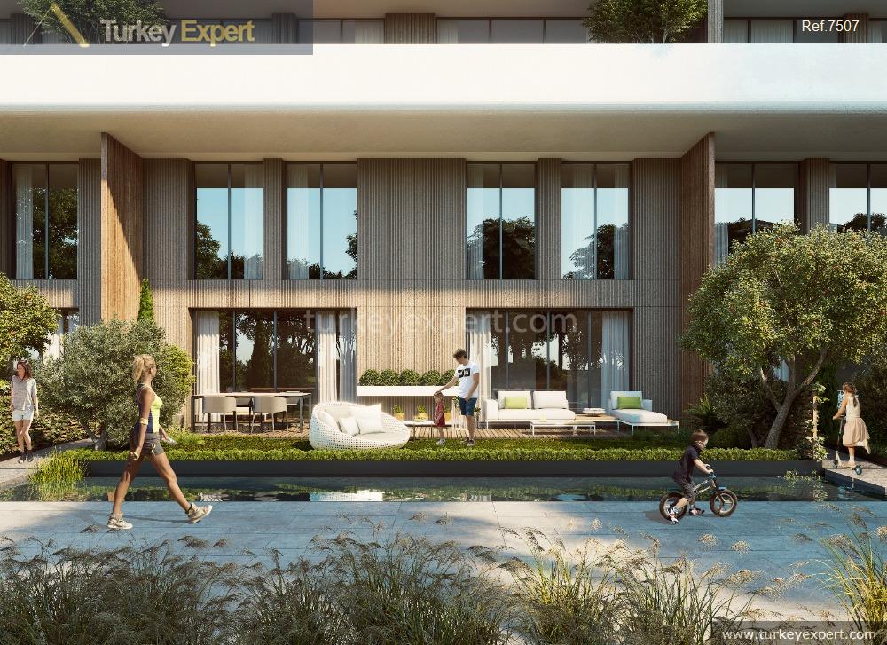 Luxurious apartments in Izmir with city and sea view 1