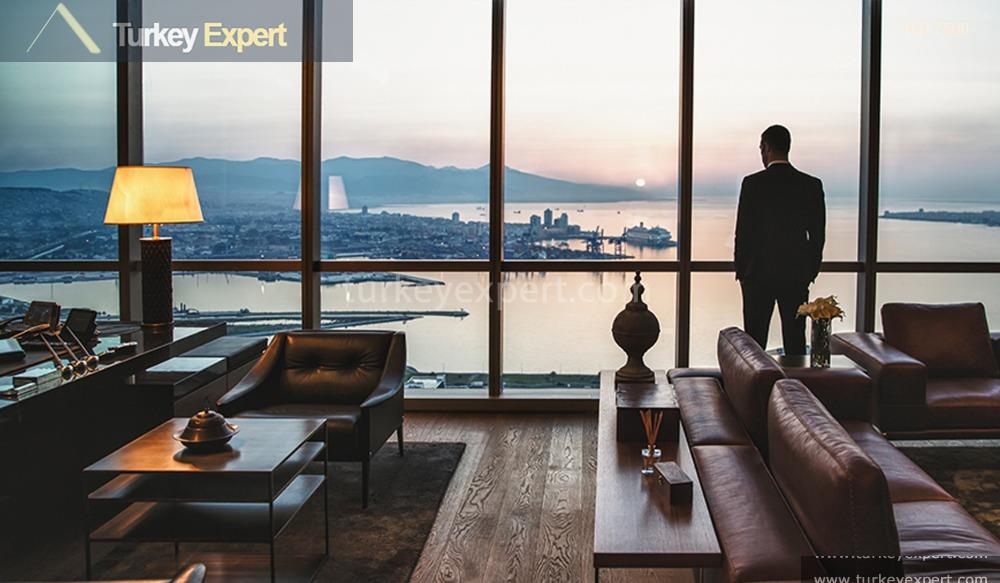 Commercial properties and offices for sale in Izmir 1
