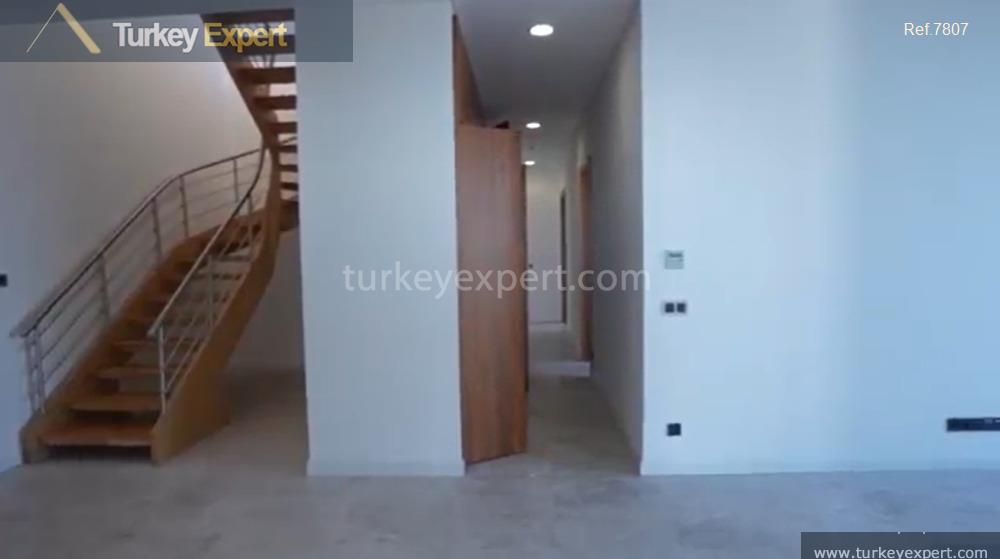 Apartments for sale in Zeytinburnu on the sea-front with spectacular sea views 2