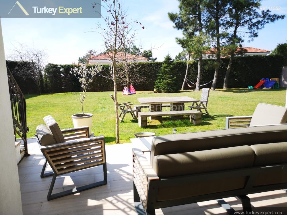 Detached new house for sale in Zekeriyakoy Sariyer 0