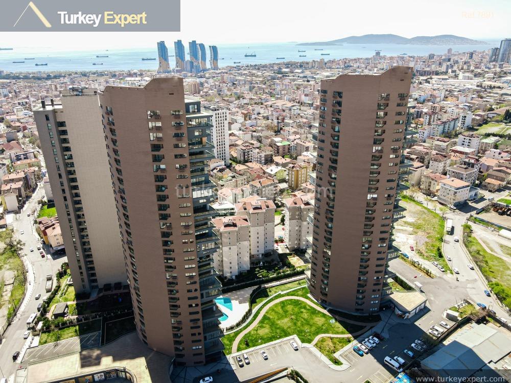 Appartements de luxe à Istanbul avec vue sur la mer de Marmara et les îles des Princes. 0