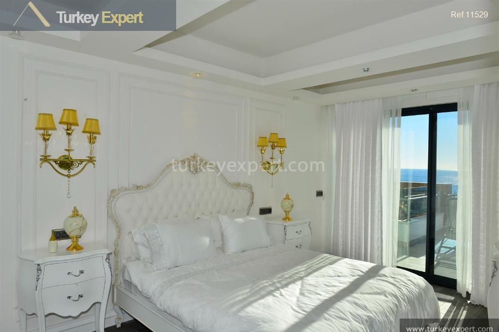 28elegant apartments and penthouses near the sea and city center18