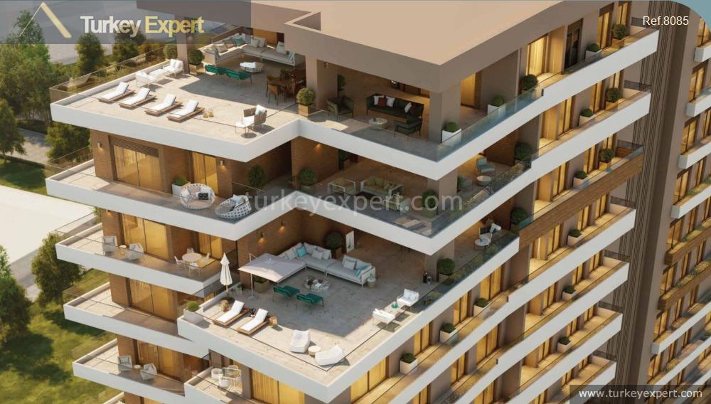 Luxury apartments for sale in Izmir, central location with facilities 0