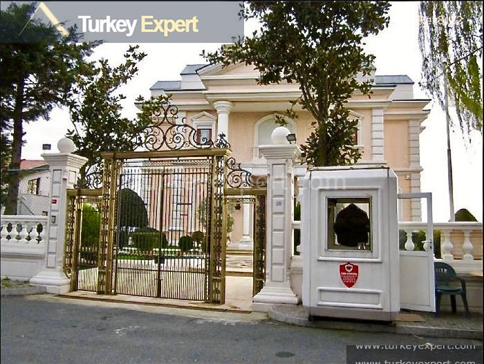 2emirgan’s luxurious 5storey mansion with3_midpageimg_