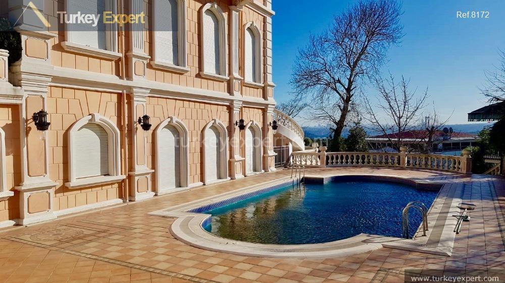 Luxurious 5-story mansion for sale in Istanbul Emirgan, with a built-in elevator and 2 pools 1