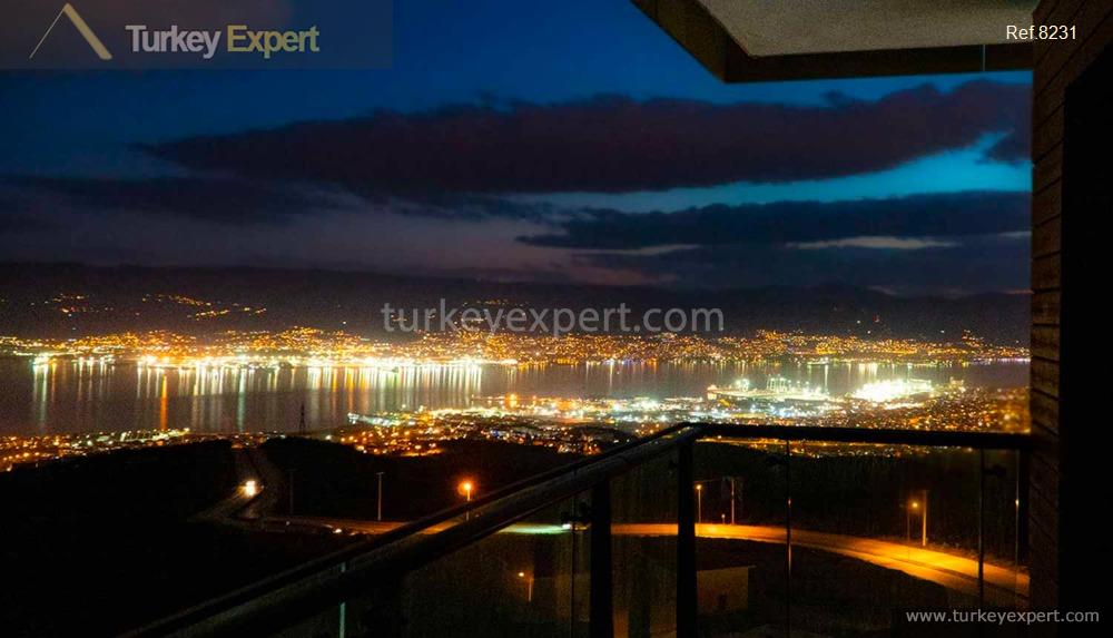 Bay-view apartments for sale in Izmit, Kocaeli 1