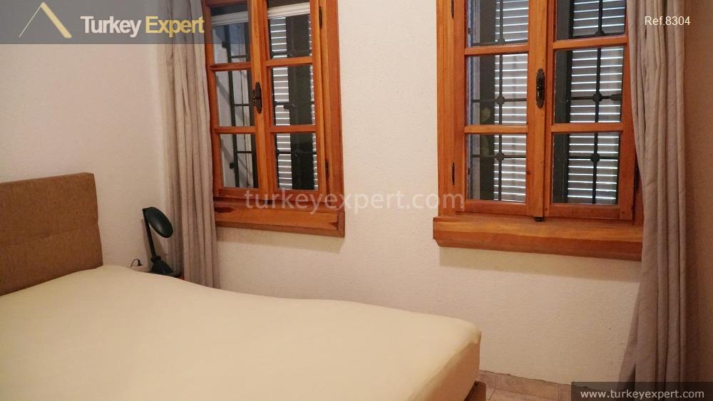 فيلا للبيع في مركز بودروم مطلة على البحر والقلعة