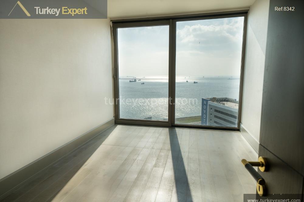 luxurious seafront penthouse apartment istanbul10