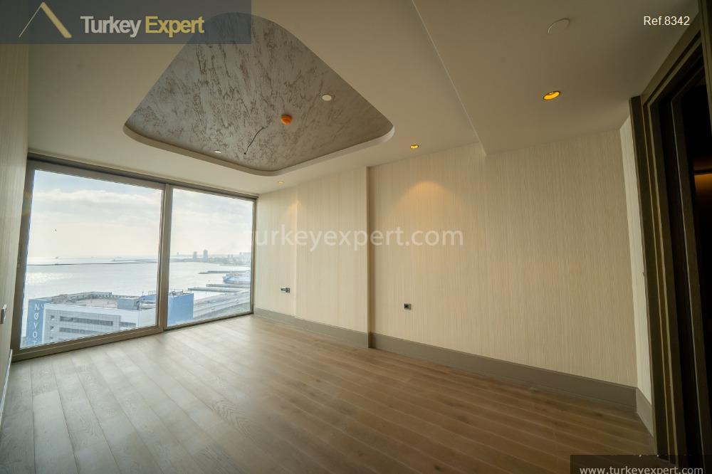 luxurious seafront penthouse apartment istanbul11
