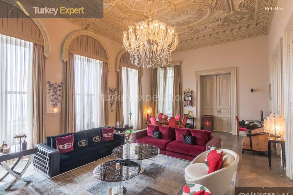 Historical 14-room seafront mansion in Caddebostan, Kadikoy of Istanbul ...