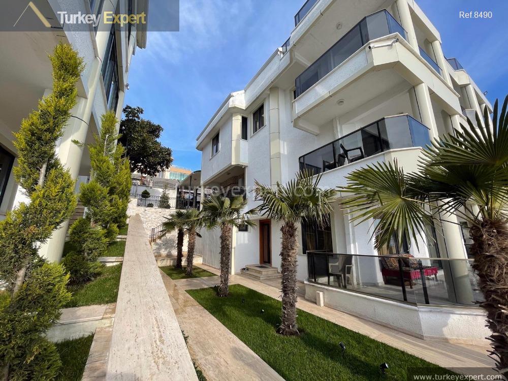 7spacious seafront villas for sale in istanbul19