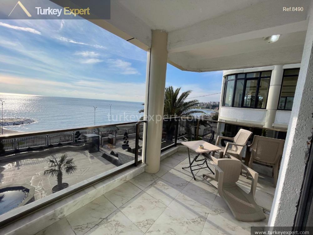 spacious seafront villas for sale in istanbul1_midpageimg_